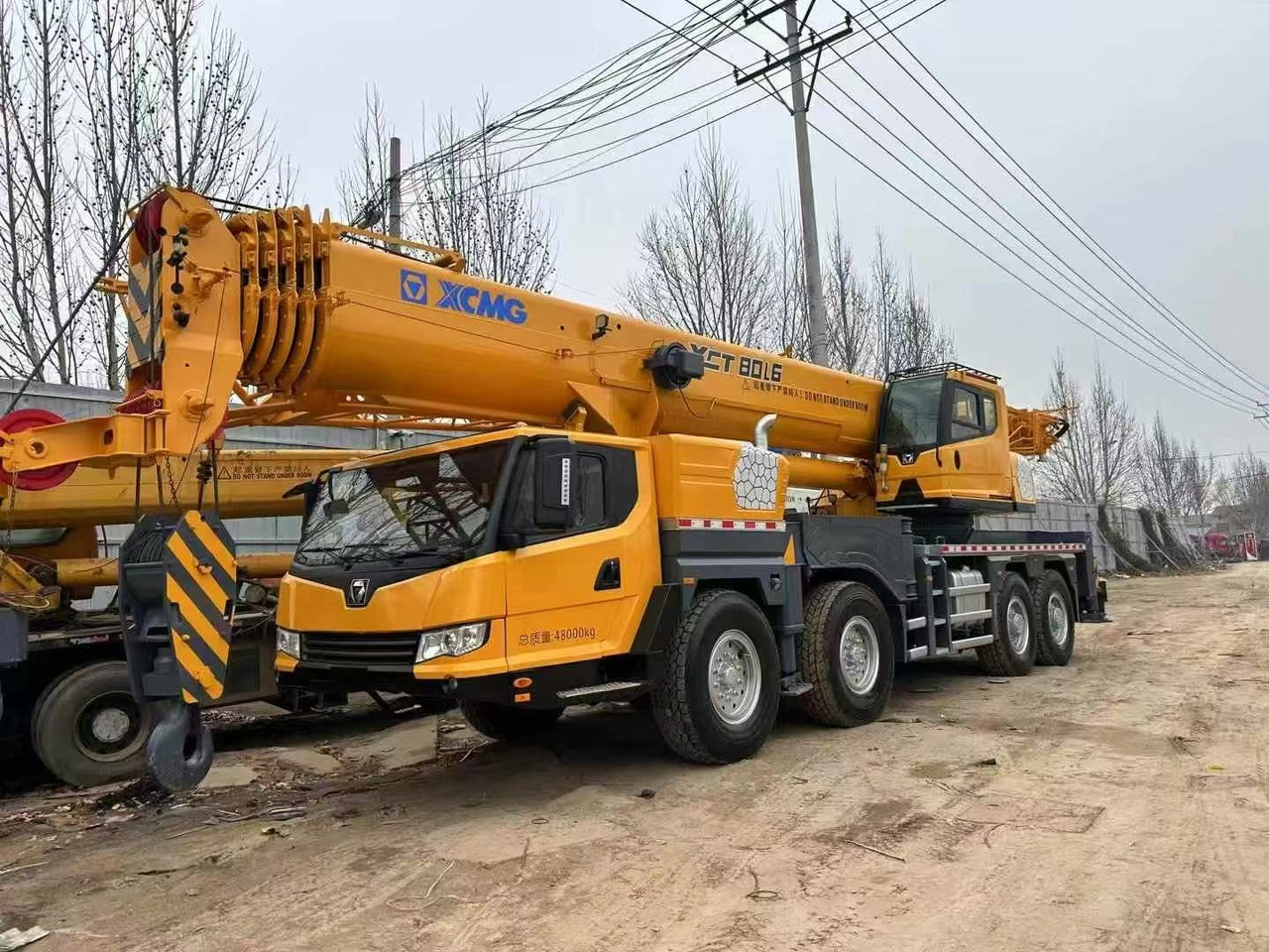 XCMG XCT80L6 80T With 6boom - Guindaste móvel: foto 1 XCMG XCT80L6 80T With 6boom - Guindaste móvel: foto 1