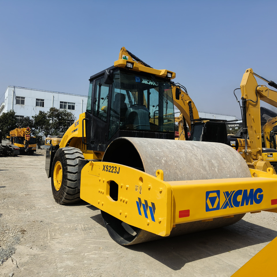 XCMG XS223J USED ROAD ROLLER - Compactador: foto 2 XCMG XS223J USED ROAD ROLLER - Compactador: foto 2