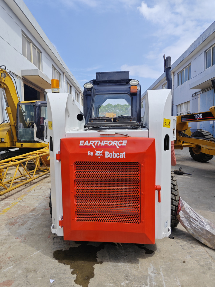 Bobcat S300 - Mini carregadeira: foto 5 Bobcat S300 - Mini carregadeira: foto 5