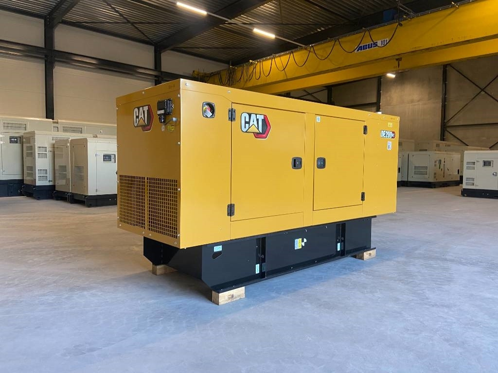CAT DE200GC - 200 kVA Stand-by Generator - DPX-18211 - Gerador elétrico: foto 2 CAT DE200GC - 200 kVA Stand-by Generator - DPX-18211 - Gerador elétrico: foto 2