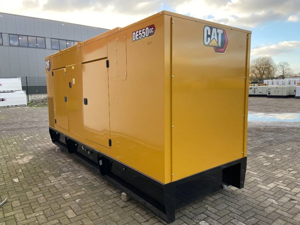 CAT DE550GC - 550 kVA Stand-by Generator - DPX-18221 - Gerador elétrico: foto 2 CAT DE550GC - 550 kVA Stand-by Generator - DPX-18221 - Gerador elétrico: foto 2