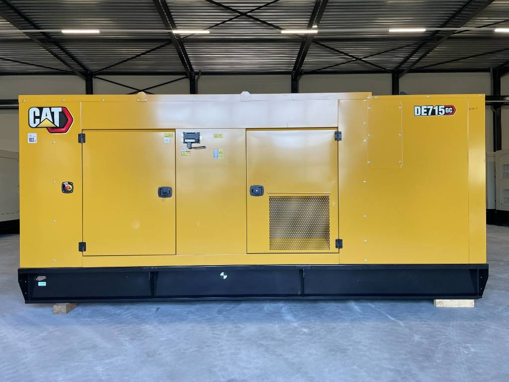 CAT DE715GC - 715 kVA Stand-by Generator - DPX-18224 - Gerador elétrico: foto 1 CAT DE715GC - 715 kVA Stand-by Generator - DPX-18224 - Gerador elétrico: foto 1