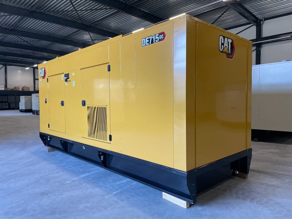 CAT DE715GC - 715 kVA Stand-by Generator - DPX-18224 - Gerador elétrico: foto 5 CAT DE715GC - 715 kVA Stand-by Generator - DPX-18224 - Gerador elétrico: foto 5