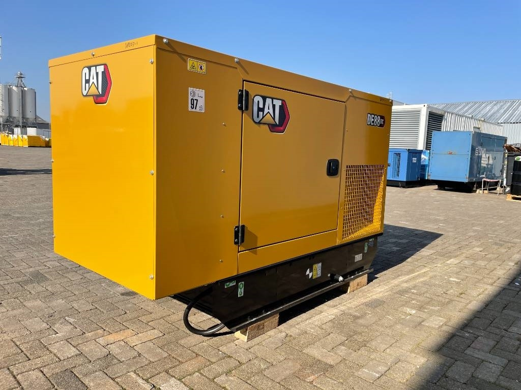 CAT DE88GC - 88 kVA Stand-by Generator Set - DPX-18207 - Gerador elétrico: foto 4 CAT DE88GC - 88 kVA Stand-by Generator Set - DPX-18207 - Gerador elétrico: foto 4