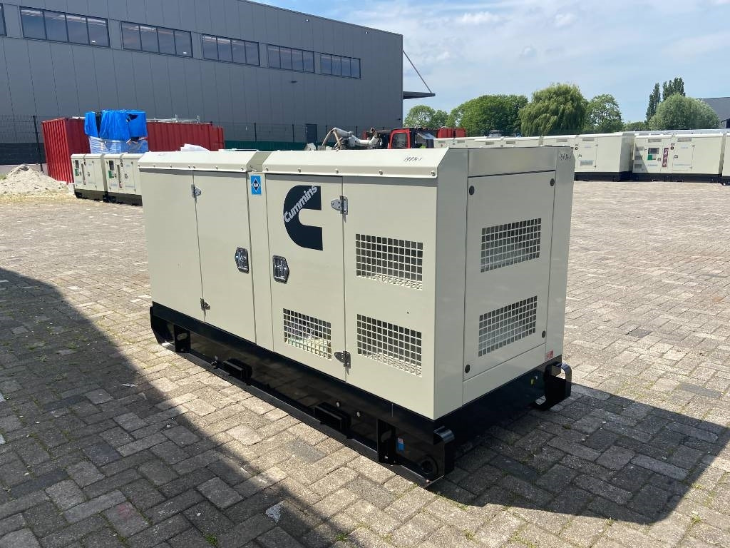 Cummins 4BTA3.9-G11 - 88 kVA Generator - DPX-19834 - Gerador elétrico: foto 3 Cummins 4BTA3.9-G11 - 88 kVA Generator - DPX-19834 - Gerador elétrico: foto 3