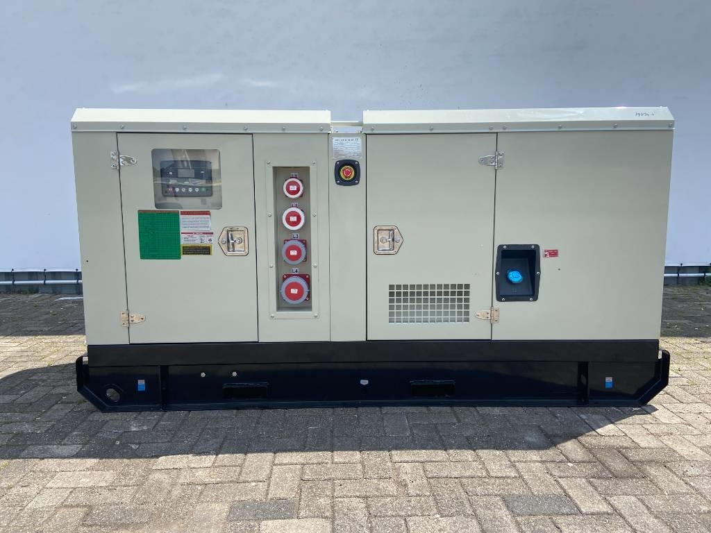 Cummins 4BTA3.9-G11 - 88 kVA Generator - DPX-19834 - Gerador elétrico: foto 2 Cummins 4BTA3.9-G11 - 88 kVA Generator - DPX-19834 - Gerador elétrico: foto 2