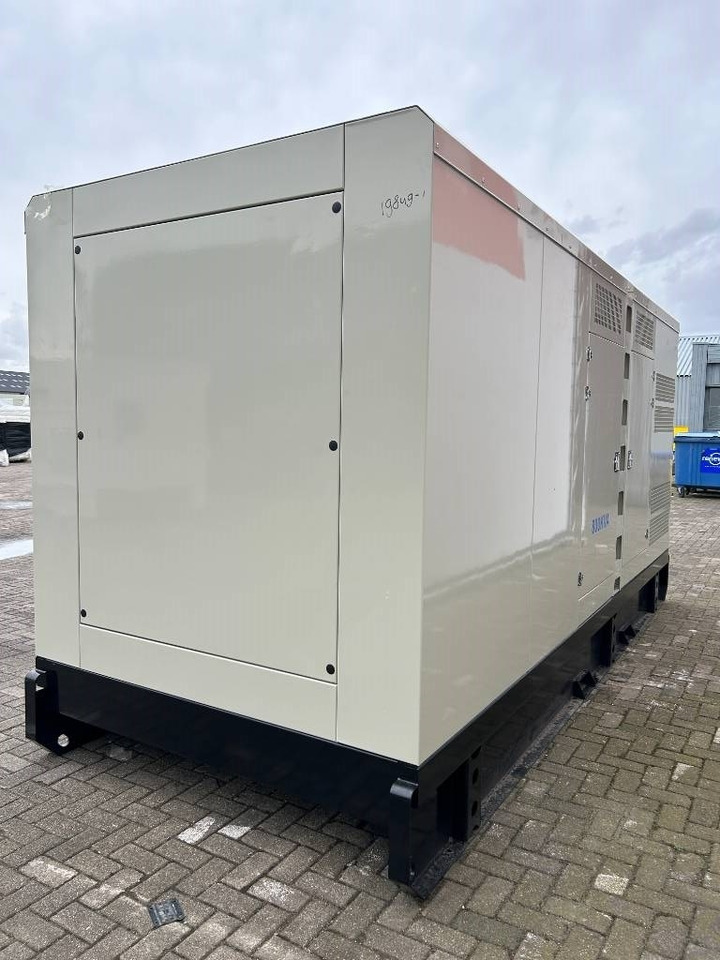 Cummins QSK19-G11 - 800 kVA Generator - DPX-19849 - Gerador elétrico: foto 3 Cummins QSK19-G11 - 800 kVA Generator - DPX-19849 - Gerador elétrico: foto 3