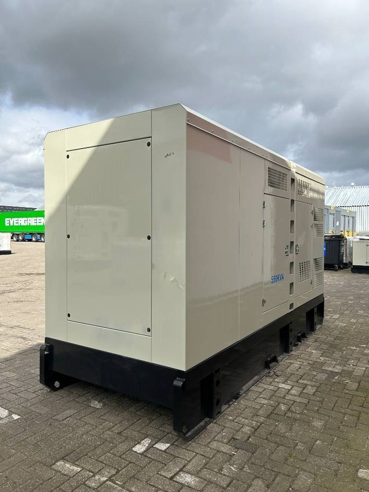 Cummins QSZ13-G13 - 550 kVA Generator - DPX-19846 - Gerador elétrico: foto 3 Cummins QSZ13-G13 - 550 kVA Generator - DPX-19846 - Gerador elétrico: foto 3