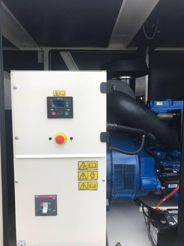 FG Wilson P200-3 - 200 kVA Genset - DPX-16011 - Gerador elétrico: foto 5 FG Wilson P200-3 - 200 kVA Genset - DPX-16011 - Gerador elétrico: foto 5