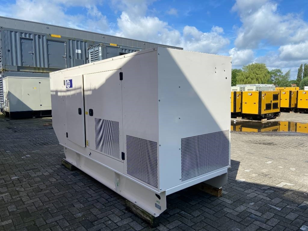 FG Wilson P300-5 - 300 kVA Genset - DPX-16015 - Gerador elétrico: foto 2 FG Wilson P300-5 - 300 kVA Genset - DPX-16015 - Gerador elétrico: foto 2