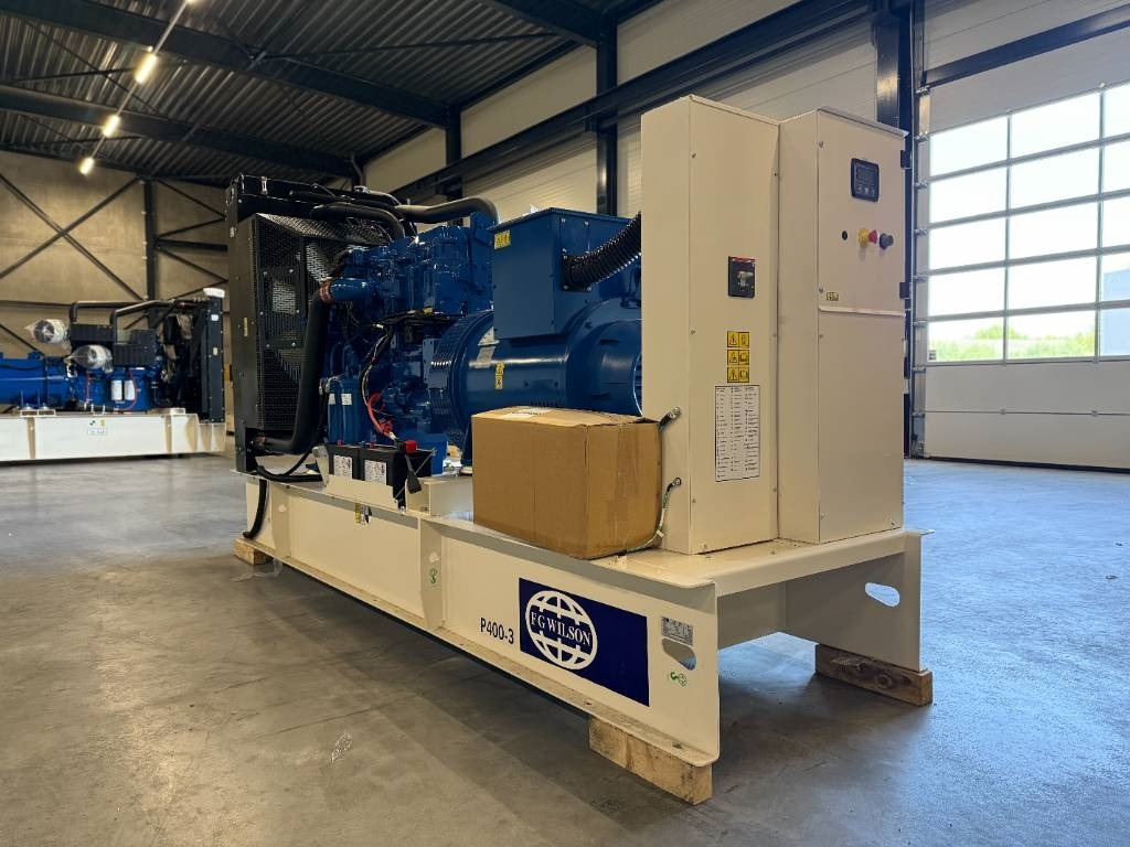 FG Wilson P400-3 - 400 kVA Open Genset - DPX-16017-O - Gerador elétrico: foto 3 FG Wilson P400-3 - 400 kVA Open Genset - DPX-16017-O - Gerador elétrico: foto 3