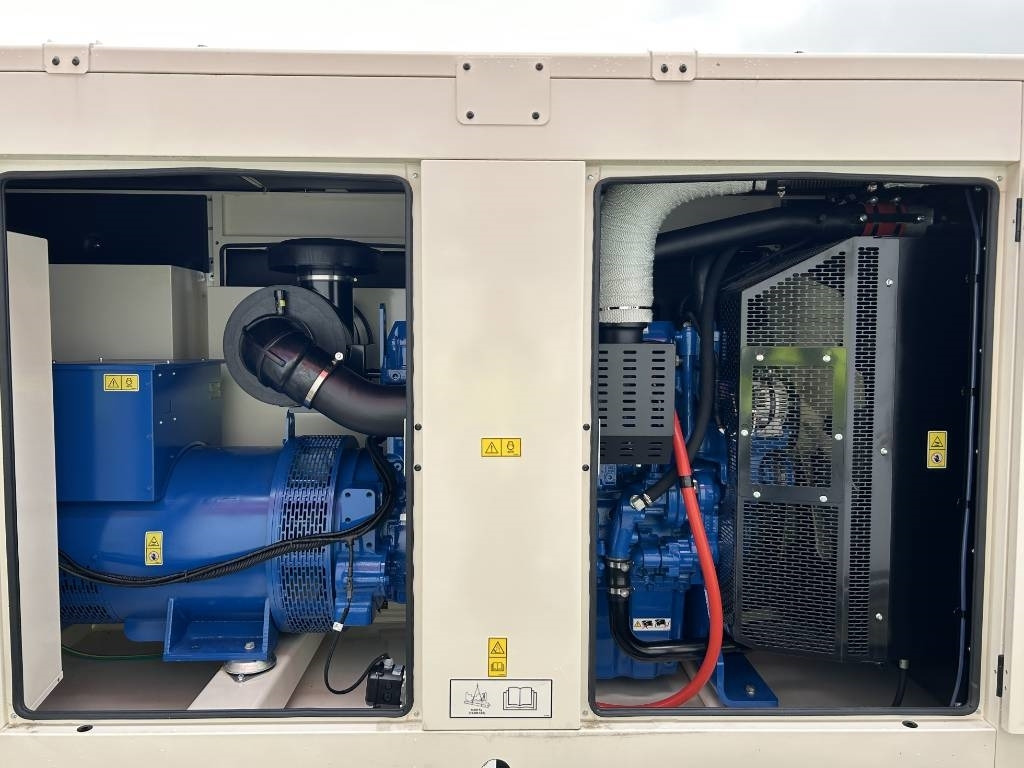 FG Wilson P450-3 - 450 kVA Genset - DPX-16018 - Gerador elétrico: foto 5 FG Wilson P450-3 - 450 kVA Genset - DPX-16018 - Gerador elétrico: foto 5