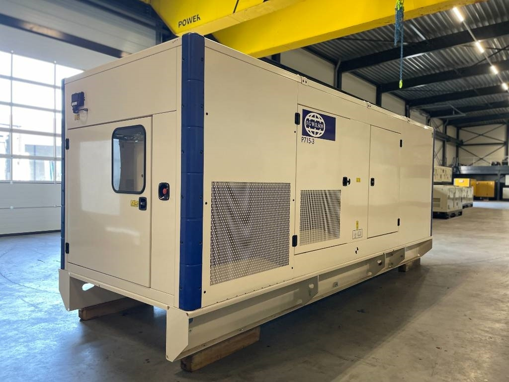 FG Wilson P715-3 - 715 kVA Genset - DPX-16023  - Gerador elétrico: foto 4 FG Wilson P715-3 - 715 kVA Genset - DPX-16023  - Gerador elétrico: foto 4