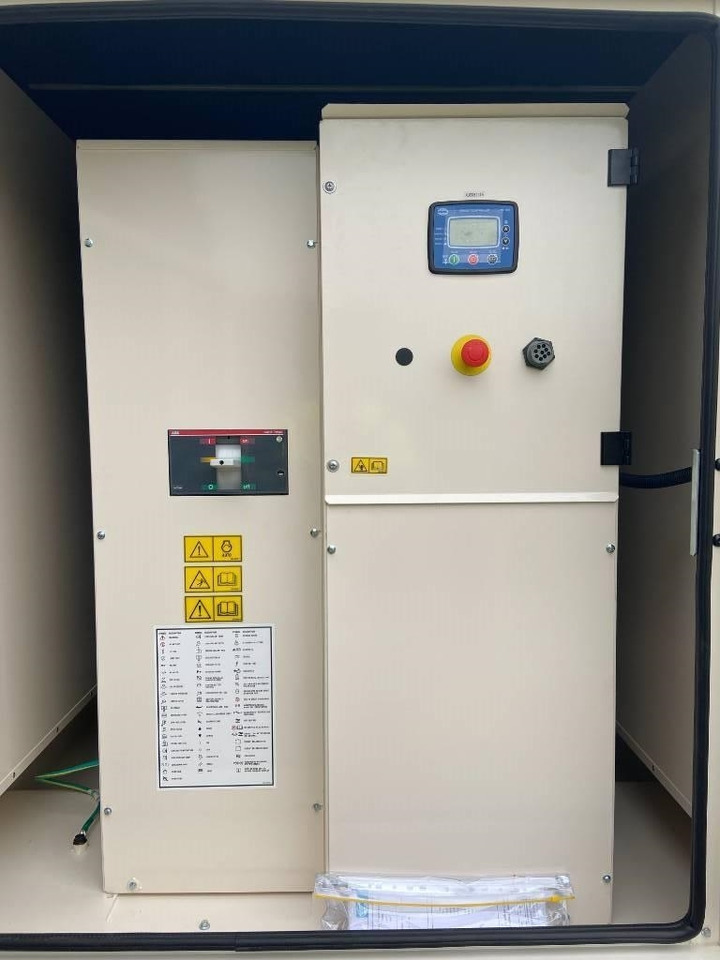 FG Wilson P715-3 - Perkins - 715 kVA Genset - DPX-16023 - Gerador elétrico: foto 3 FG Wilson P715-3 - Perkins - 715 kVA Genset - DPX-16023 - Gerador elétrico: foto 3