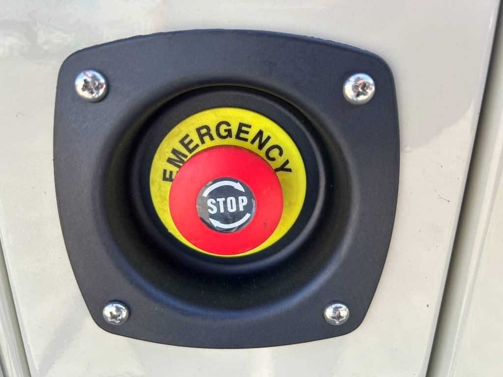 Gerador elétrico nuevo Iveco NEF45TM3 - 132 kVA Generator - DPX-19792: foto 20