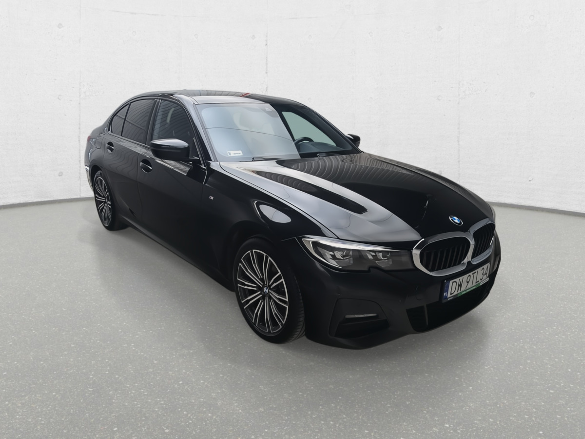 BMW 320 D XDRIVE SEDAN - Sedã: foto 1 BMW 320 D XDRIVE SEDAN - Sedã: foto 1