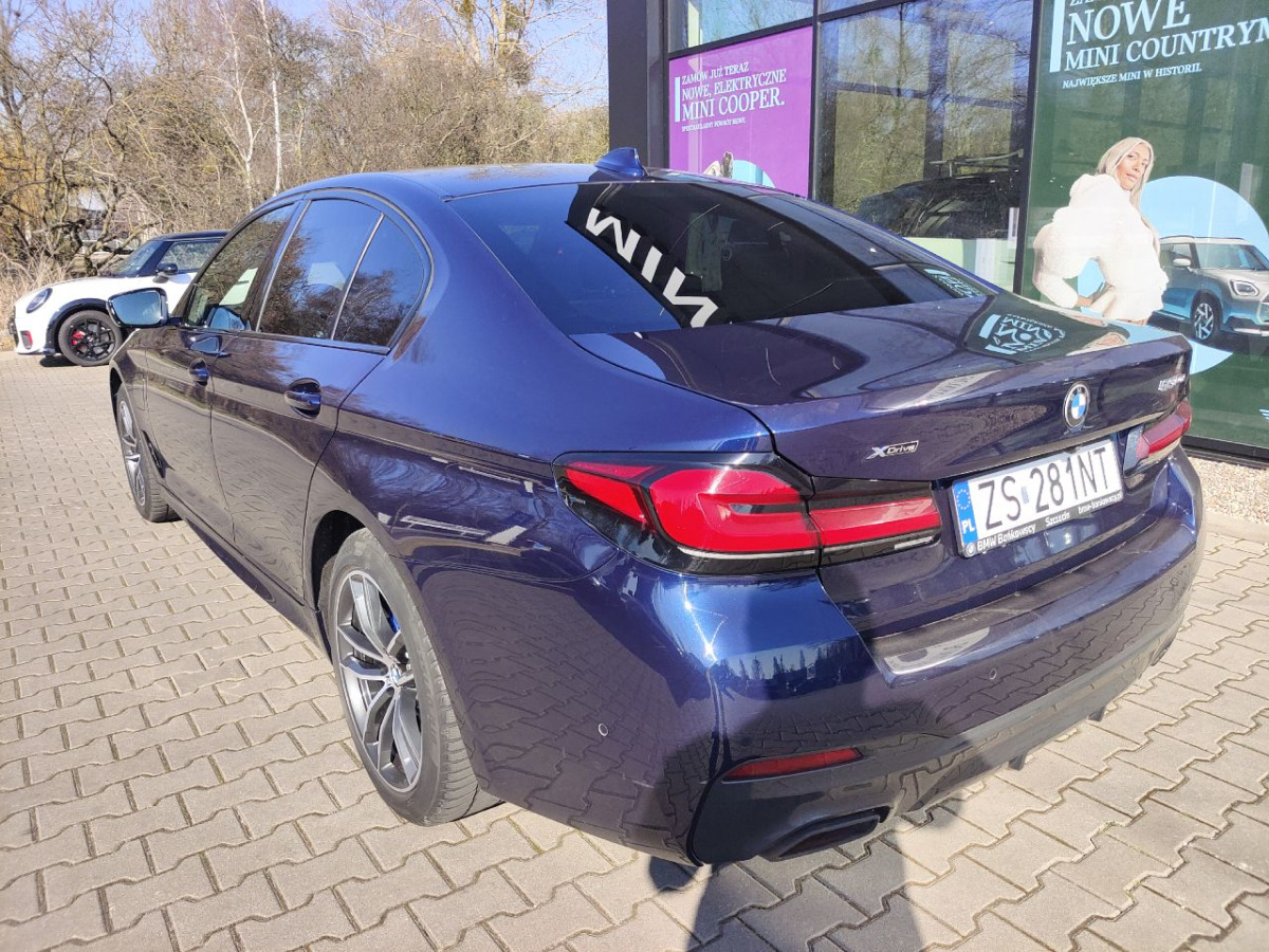 BMW 530e xDrive M Sport SEDAN - Sedã: foto 4 BMW 530e xDrive M Sport SEDAN - Sedã: foto 4