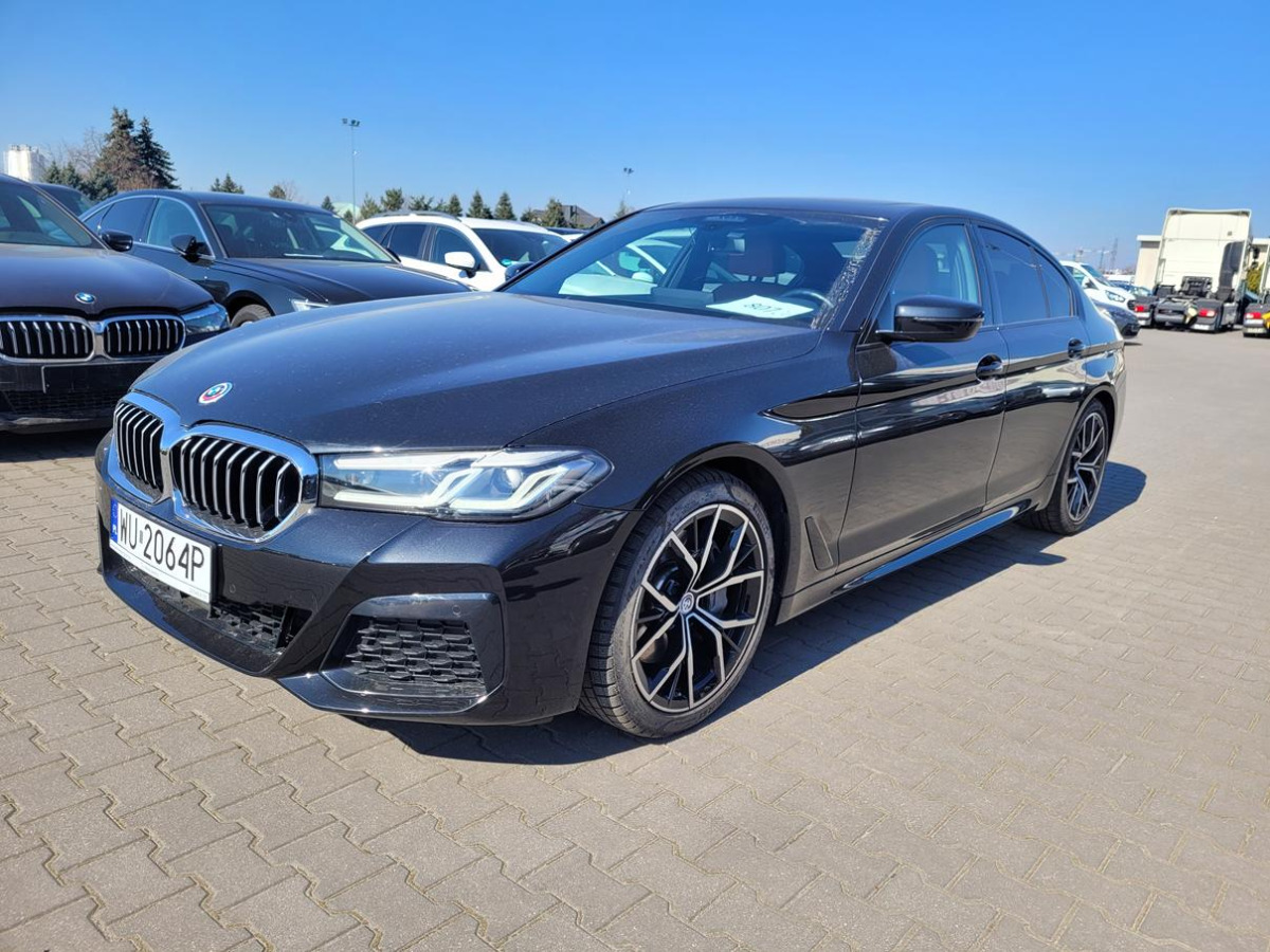 BMW 540D XDRIVE SEDAN - Sedã: foto 3 BMW 540D XDRIVE SEDAN - Sedã: foto 3