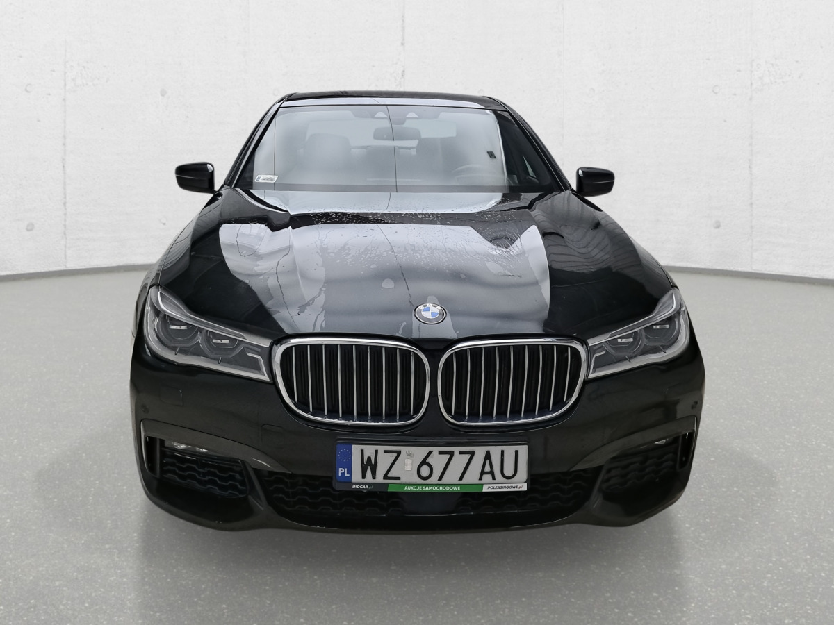 BMW 750d xDrive SEDAN - Sedã: foto 3 BMW 750d xDrive SEDAN - Sedã: foto 3