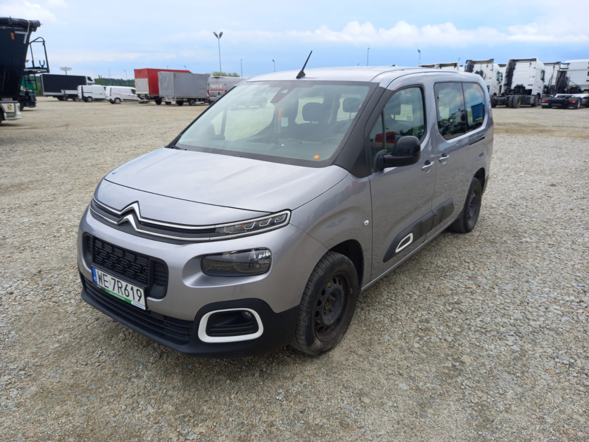 CITROEN BERLINGO MINIVAN - Automóvel: foto 3 CITROEN BERLINGO MINIVAN - Automóvel: foto 3