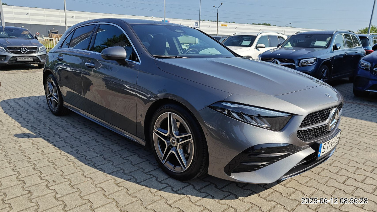 MERCEDES BENZ A 200 HATCHBACK - Hatchback: foto 1 MERCEDES BENZ A 200 HATCHBACK - Hatchback: foto 1