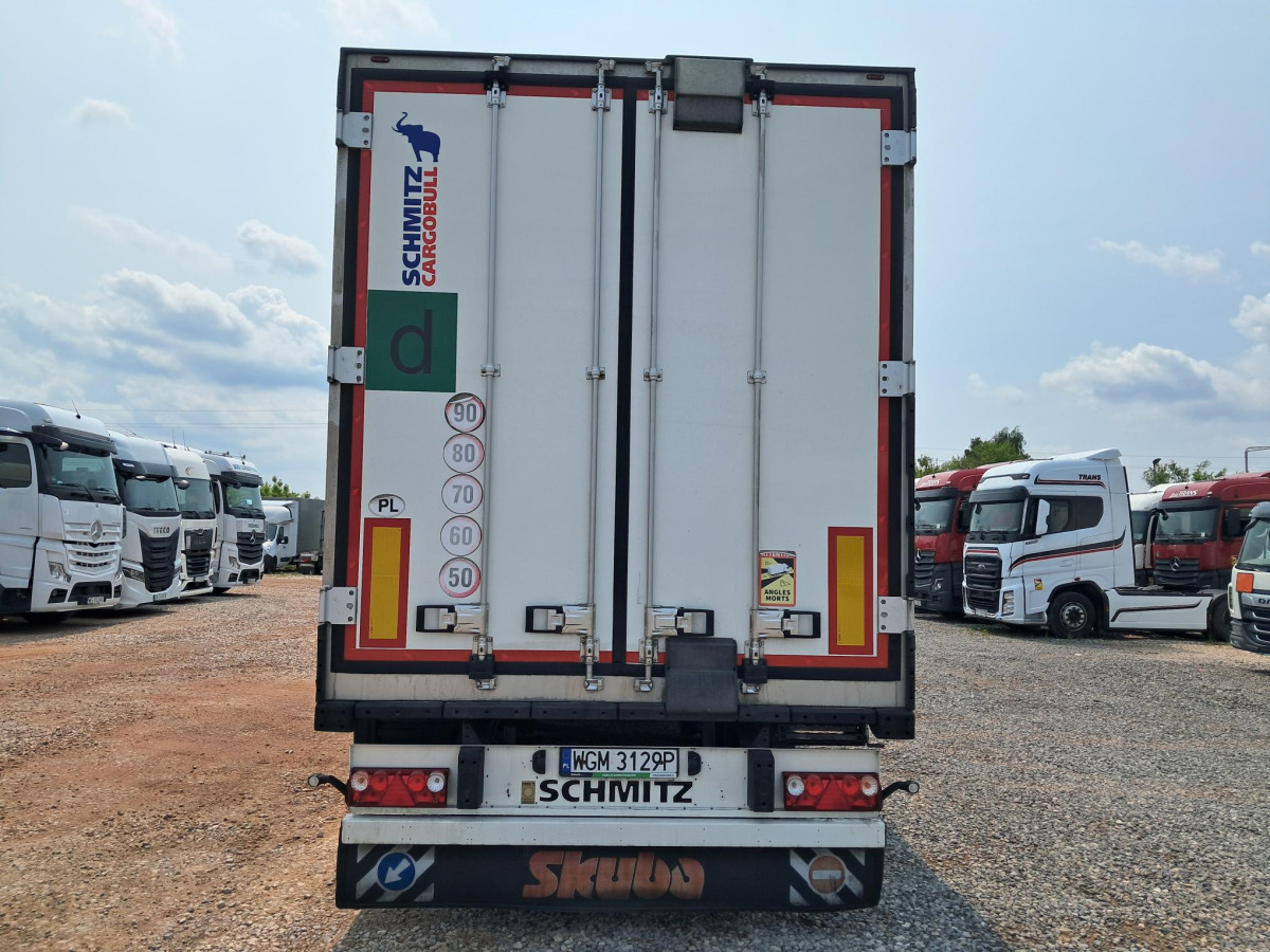 SCHMITZ CARGOBULL SKO 24/L-13. FP COOL V7 CHŁODNIA - Reboque frigorífico: foto 4 SCHMITZ CARGOBULL SKO 24/L-13. FP COOL V7 CHŁODNIA - Reboque frigorífico: foto 4