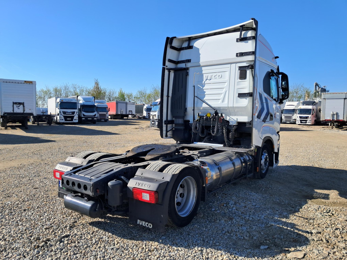 IVECO AS440ST/FP LT LNG CIĄGNIK SIODŁOWY - Tractor: foto 5 IVECO AS440ST/FP LT LNG CIĄGNIK SIODŁOWY - Tractor: foto 5