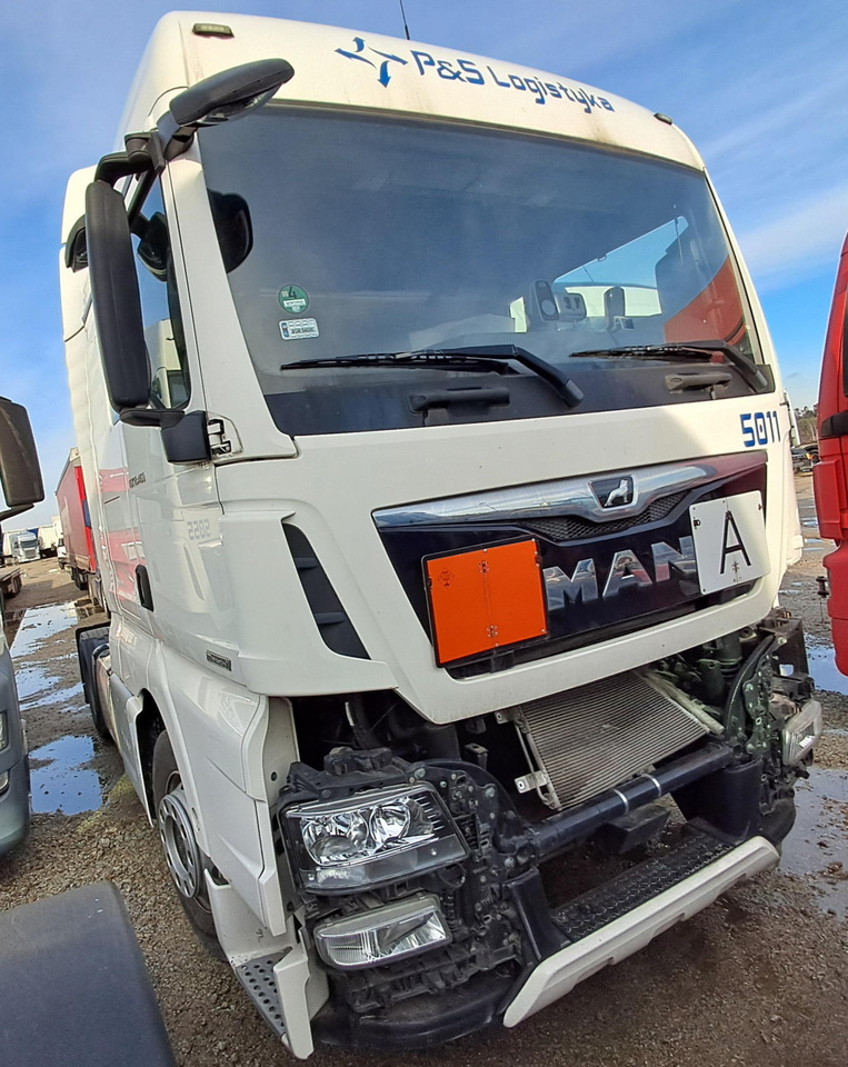 MAN TGX CIĄGNIK SIODŁOWY - Tractor: foto 1 MAN TGX CIĄGNIK SIODŁOWY - Tractor: foto 1