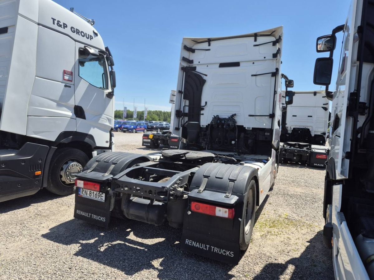 RENAULT T CIĄGNIK SIODŁOWY - Tractor: foto 4 RENAULT T CIĄGNIK SIODŁOWY - Tractor: foto 4