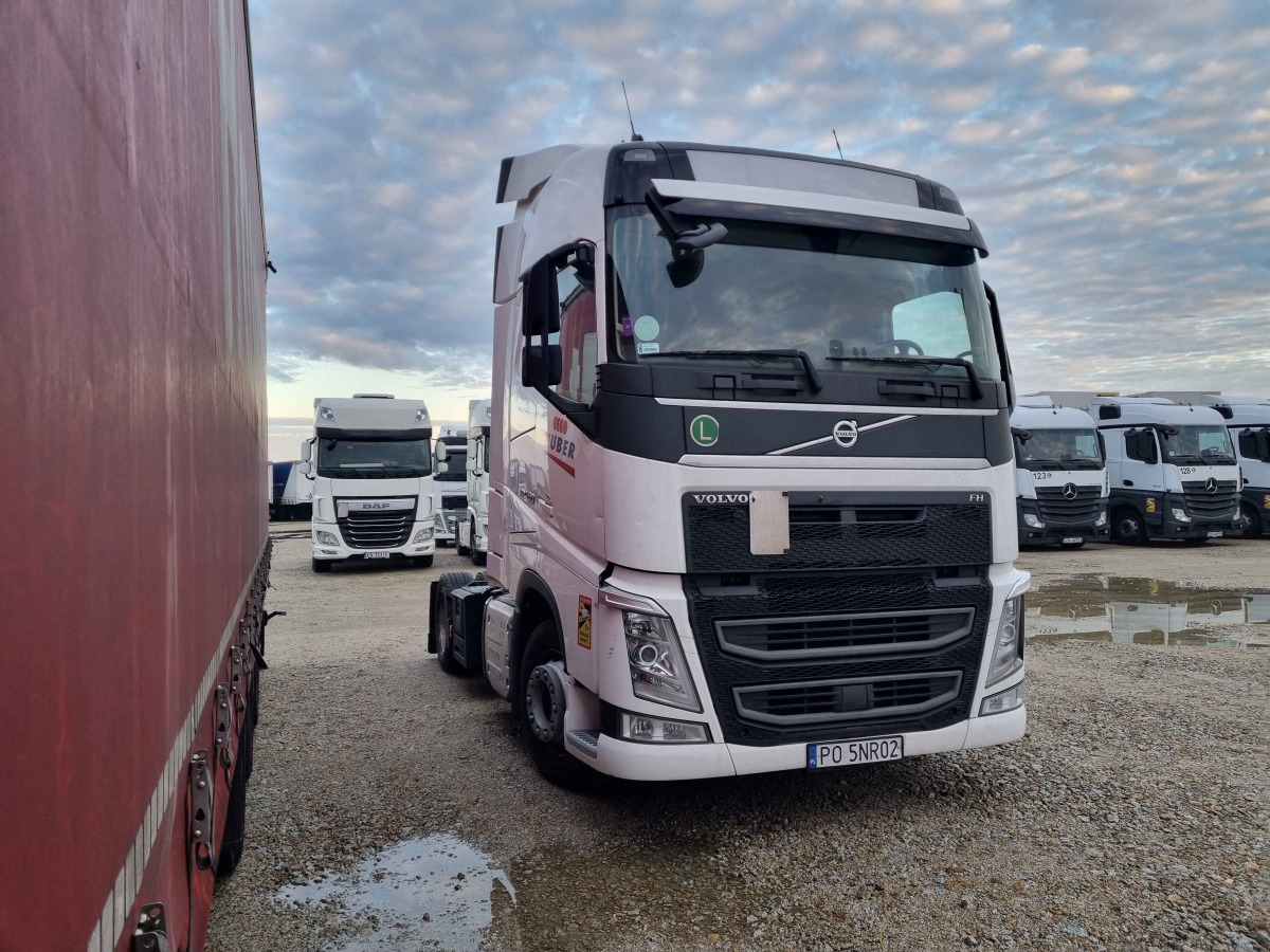 VOLVO FH 460 CIĄGNIK SIODŁOWY - Tractor: foto 1 VOLVO FH 460 CIĄGNIK SIODŁOWY - Tractor: foto 1