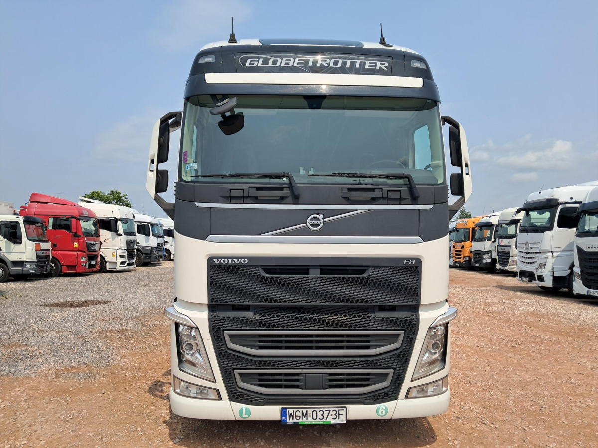 VOLVO FH CIĄGNIK SIODŁOWY - Tractor: foto 3 VOLVO FH CIĄGNIK SIODŁOWY - Tractor: foto 3