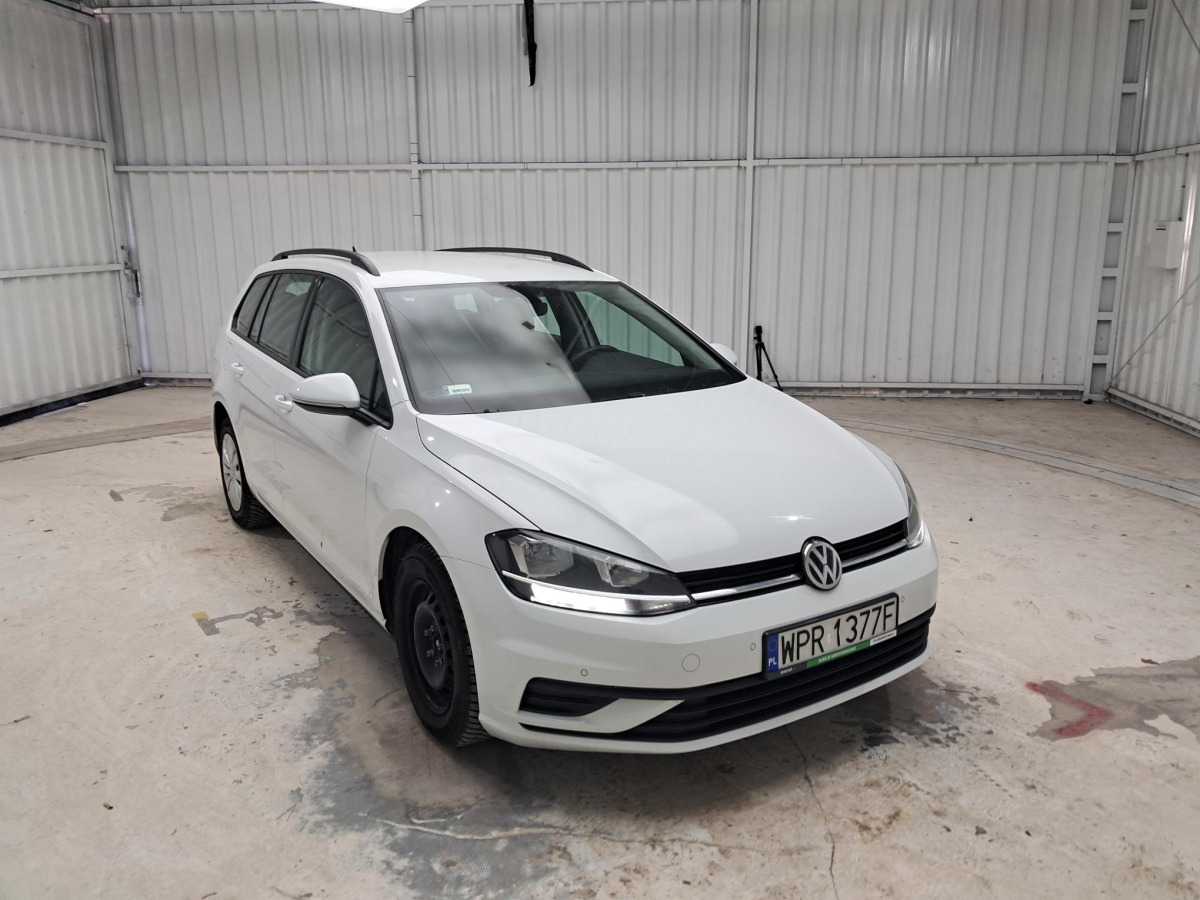 VOLKSWAGEN GOLF KOMBI - Automóvel: foto 1 VOLKSWAGEN GOLF KOMBI - Automóvel: foto 1