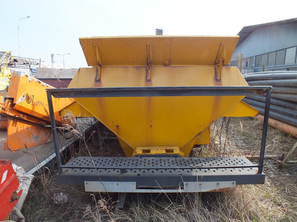Zabudowa piaskarki ECON CMZCMCB - 2004 - 5m3 - Hydromotor - Espalhador de areia/ Sal: foto 5 Zabudowa piaskarki ECON CMZCMCB - 2004 - 5m3 - Hydromotor - Espalhador de areia/ Sal: foto 5