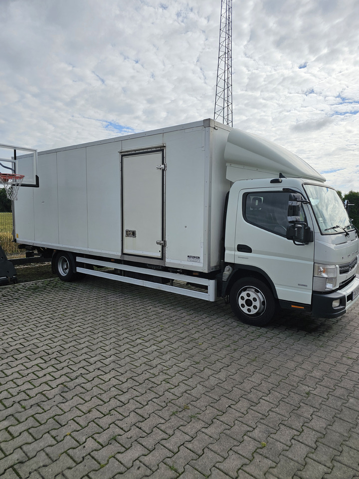 FUSO 9C18 - Caminhão isotérmico: foto 3 FUSO 9C18 - Caminhão isotérmico: foto 3