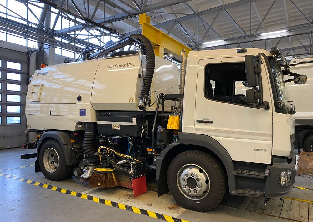 Mercedes-Benz Mercedes-Benz Atego 1318 LKO Zamiatarka - Caminhão de lixo: foto 4 Mercedes-Benz Mercedes-Benz Atego 1318 LKO Zamiatarka - Caminhão de lixo: foto 4