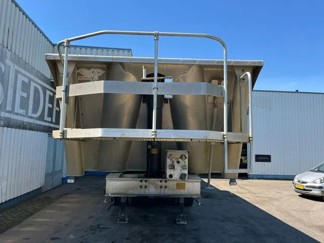 Benalu 2 Axle , 8 Tyres , Alu Tipper , Spring Suspension , Drum Brakes - Semireboque basculante: foto 5 Benalu 2 Axle , 8 Tyres , Alu Tipper , Spring Suspension , Drum Brakes - Semireboque basculante: foto 5