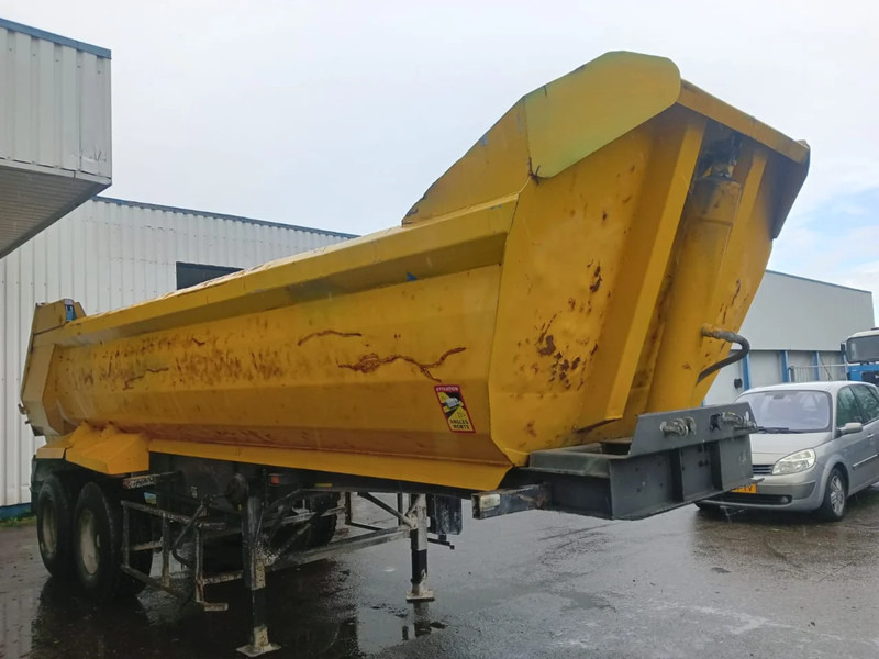 Fruehauf 2 Axle Steel Tipper , Spring Suspension , Drum Brakes - Semireboque basculante: foto 4 Fruehauf 2 Axle Steel Tipper , Spring Suspension , Drum Brakes - Semireboque basculante: foto 4
