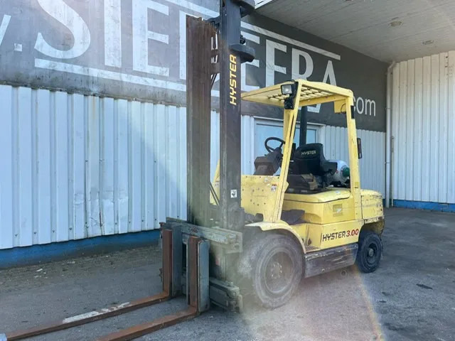 Hyster H 3.00 XM LPG Fork Lift - Empilhadeira a gás: foto 1 Hyster H 3.00 XM LPG Fork Lift - Empilhadeira a gás: foto 1
