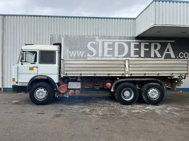 Iveco Turbostar 190-38 , 6x2 , V8 Watercooling , 3 Way Tipper , Spring Suspension , Manual - Caminhão basculante: foto 2 Iveco Turbostar 190-38 , 6x2 , V8 Watercooling , 3 Way Tipper , Spring Suspension , Manual - Caminhão basculante: foto 2