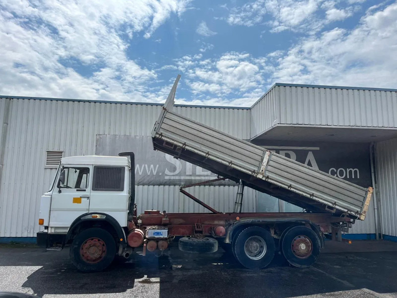 Iveco Turbostar 190-38 , 6x2 , V8 Watercooling , 3 Way Tipper , Spring Suspension , Manual - Caminhão basculante: foto 5 Iveco Turbostar 190-38 , 6x2 , V8 Watercooling , 3 Way Tipper , Spring Suspension , Manual - Caminhão basculante: foto 5