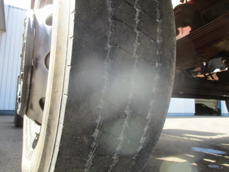 Caminhão chassi MAN 26.280 , 6x4 , ZF Manual , Spring suspension: foto 13