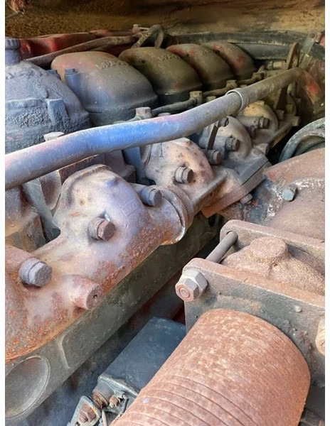 Caminhão chassi MAN 26.280 , 6x4 , ZF Manual , Spring suspension: foto 20