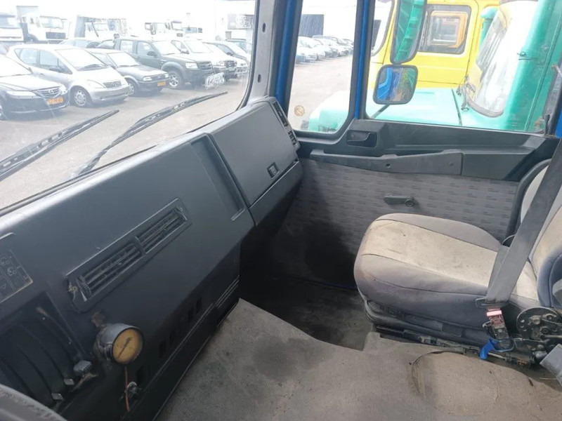 Caminhão basculante MAN F2000 , 32-322 , 6x4 , ZF Manual , Tipper , Spring Suspension: foto 11