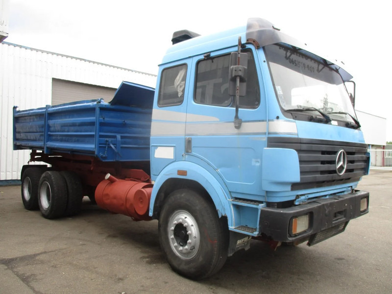 Mercedes-Benz 2544 SK , 6x4 , V8 Bi-Turbo , 3 Way tipper , Spring suspension - Caminhão basculante: foto 4 Mercedes-Benz 2544 SK , 6x4 , V8 Bi-Turbo , 3 Way tipper , Spring suspension - Caminhão basculante: foto 4