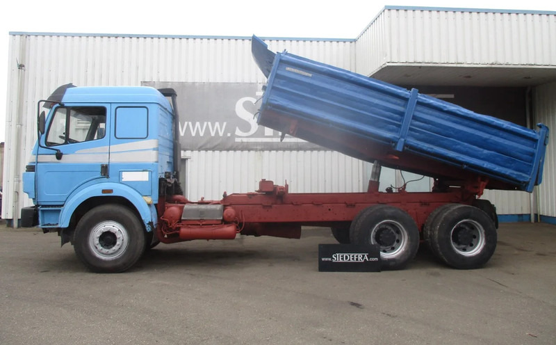 Mercedes-Benz 2544 SK , 6x4 , V8 Bi-Turbo , 3 Way tipper , Spring suspension - Caminhão basculante: foto 2 Mercedes-Benz 2544 SK , 6x4 , V8 Bi-Turbo , 3 Way tipper , Spring suspension - Caminhão basculante: foto 2