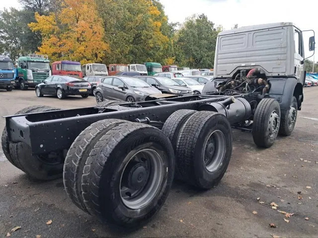 Mercedes-Benz 3235SK / 3535SK , 8x4, V8 BiTurbo, ZF Manual , Spring Suspension - Caminhão chassi: foto 3 Mercedes-Benz 3235SK / 3535SK , 8x4, V8 BiTurbo, ZF Manual , Spring Suspension - Caminhão chassi: foto 3