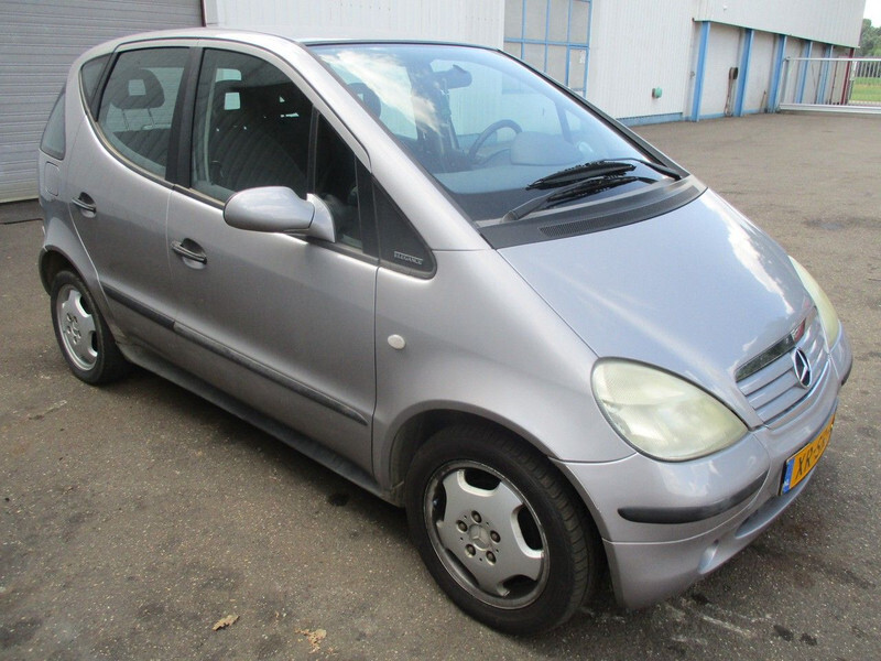 Mercedes-Benz A-Klasse A160 Elegance , Manual - Automóvel: foto 4 Mercedes-Benz A-Klasse A160 Elegance , Manual - Automóvel: foto 4