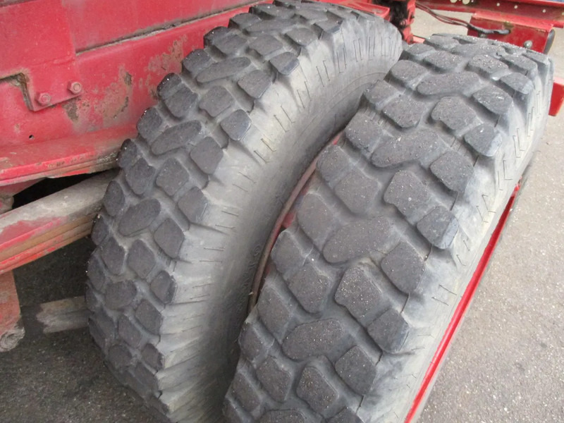 Caminhão polibenne Mercedes-Benz LP 1319 , Oldtimer: foto 17 Caminhão polibenne Mercedes-Benz LP 1319 , Oldtimer: foto 17