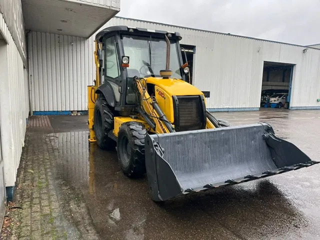 New Holland B 80 B-SS , 4x4 , Backhoe loader , 4in1 Bucket - Retroescavadeira: foto 4 New Holland B 80 B-SS , 4x4 , Backhoe loader , 4in1 Bucket - Retroescavadeira: foto 4
