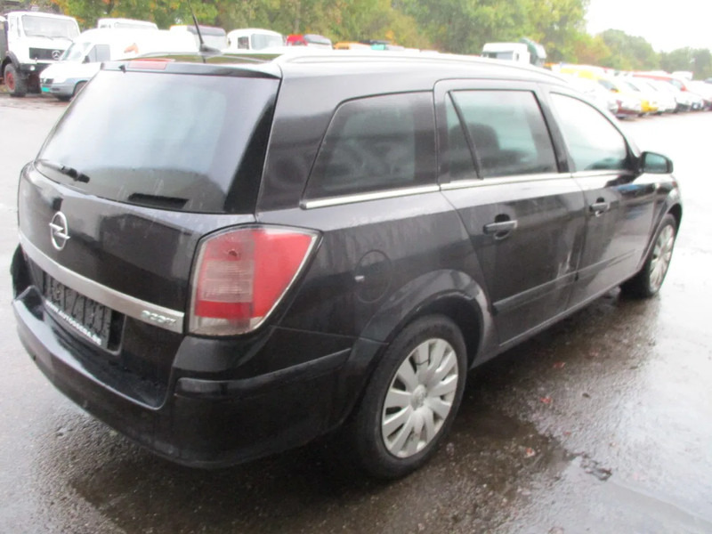 Opel Astra 1.7 CDTI , NOT RUNNING , Navi , Airco , lederen bekleding - Carro perua: foto 3 Opel Astra 1.7 CDTI , NOT RUNNING , Navi , Airco , lederen bekleding - Carro perua: foto 3